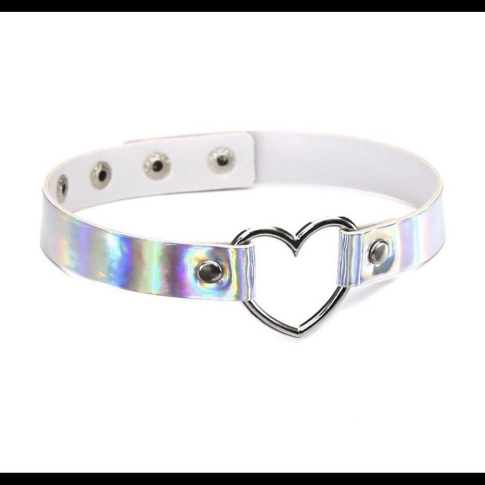 Holographic choker